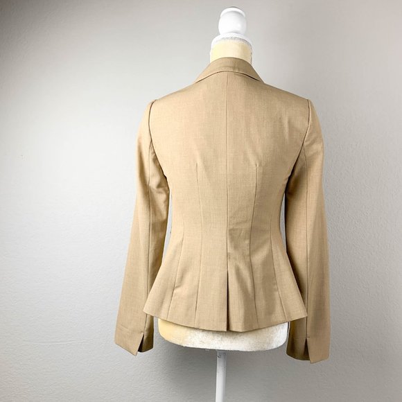 The Limited | Classic Blazer Jacket - Picture 4 of 11